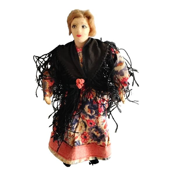 1950s Vintage Magis Roma Doll, Hand Painted Felt Face, 8 inches - Picture 1 of 4